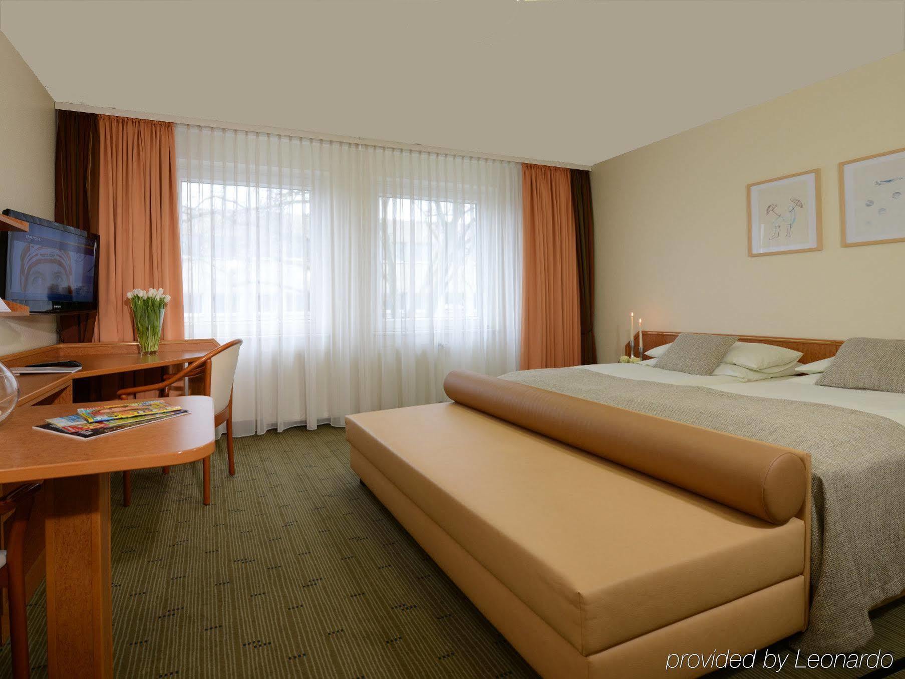 Residenz Oberhausen 3*